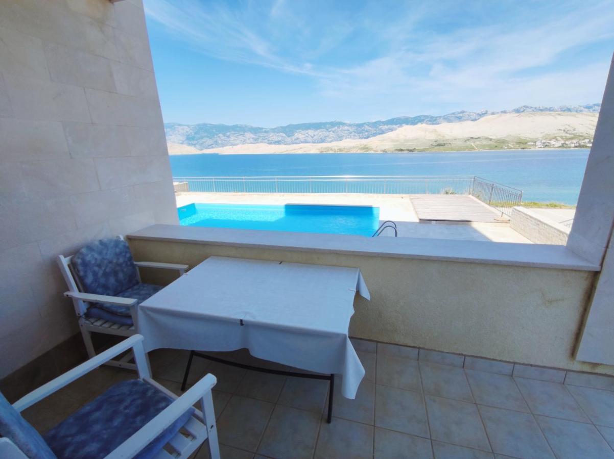 Sea View & Pool Studio Pag Town Exterior photo