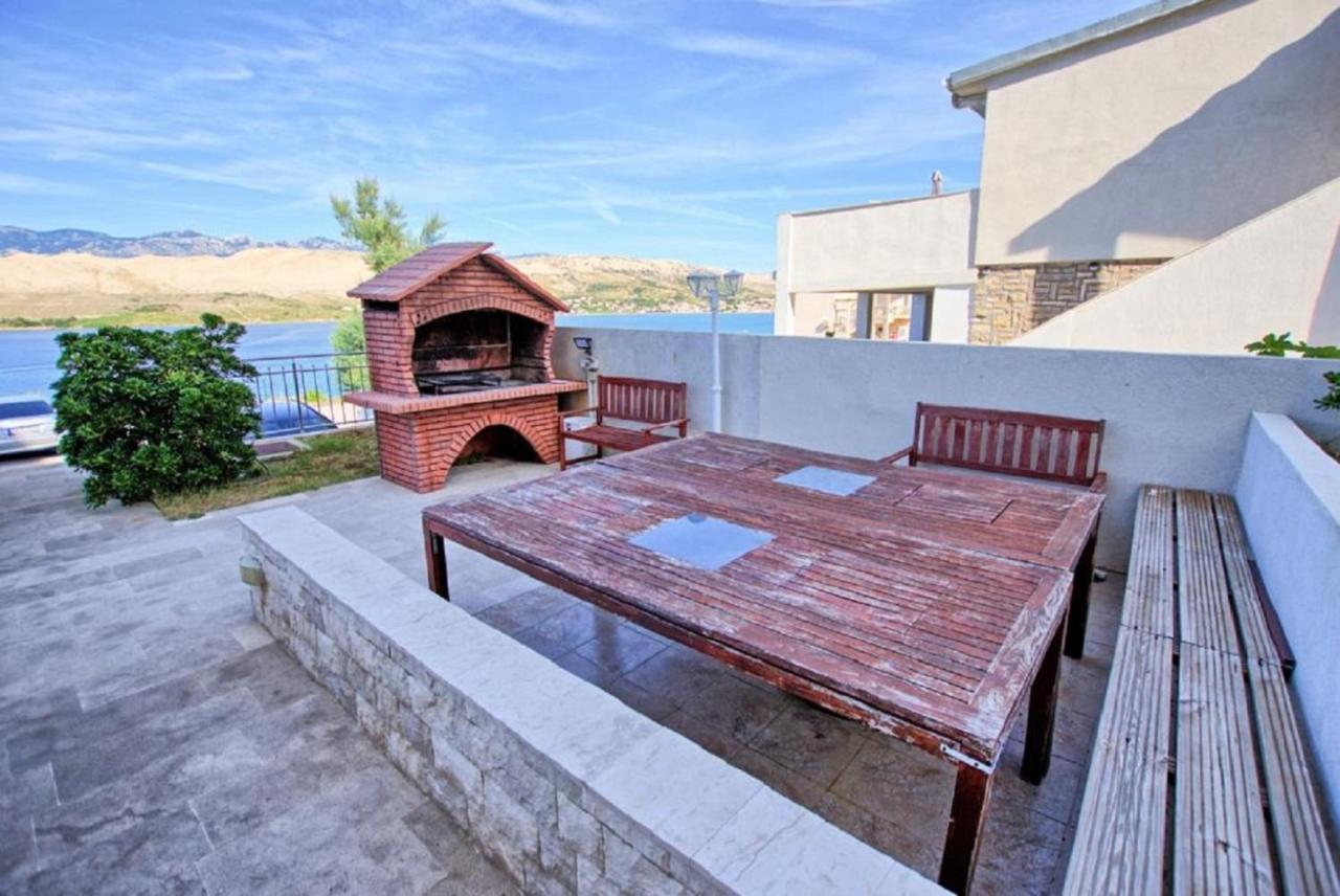 Sea View & Pool Studio Pag Town Exterior photo
